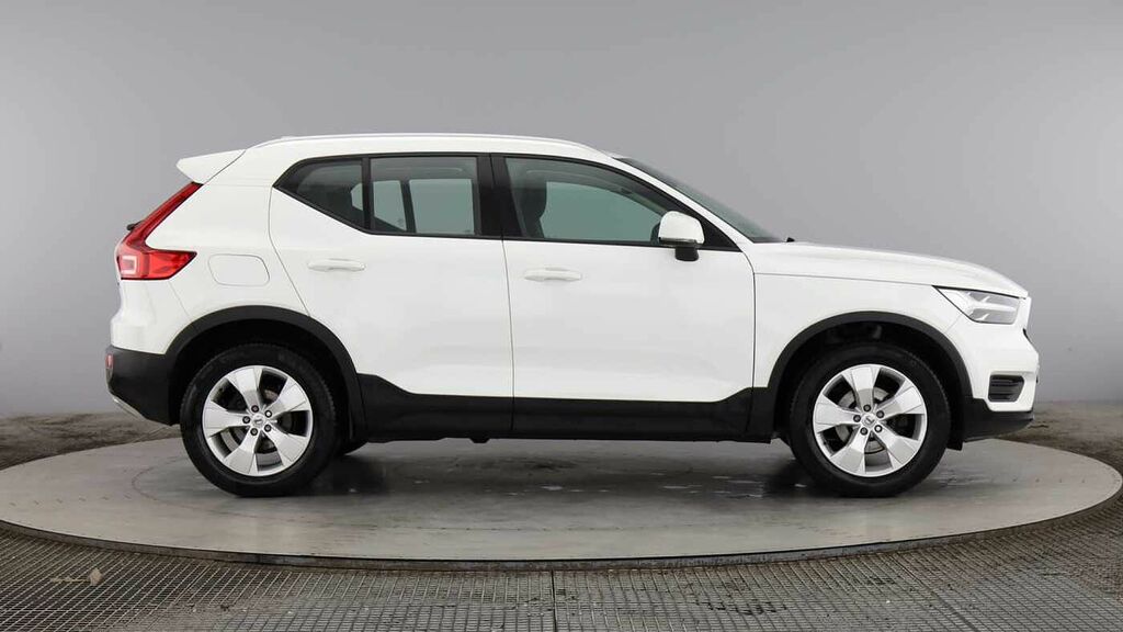 Volvo XC40 Momentum, T3 Cruise Control - Bluetooth YT22VKR White #2