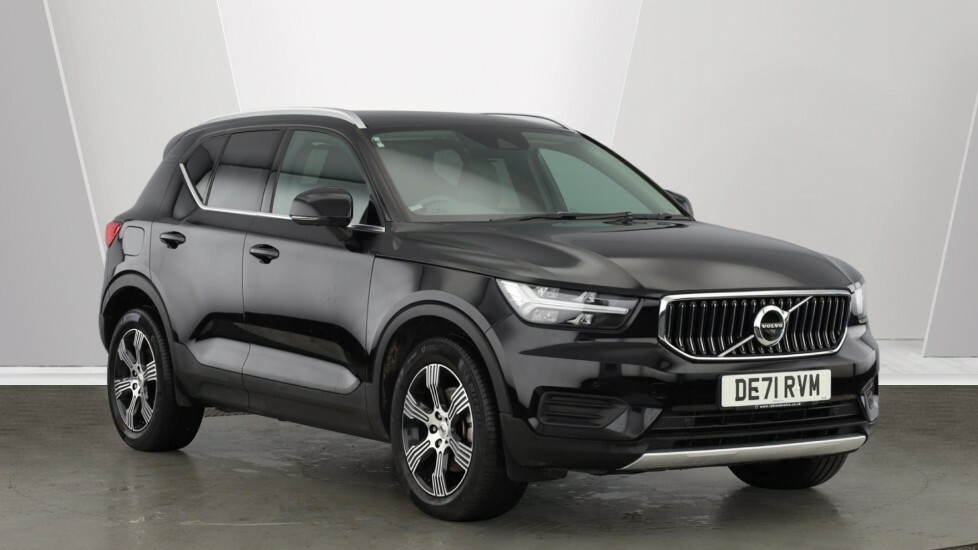 Volvo XC40 Inscription, B4 Mild Hybrid 360 Cam - Spare Wheel Black