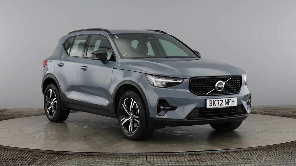 Volvo XC40 Plus, B3 Mild Hybrid, Dark Grey