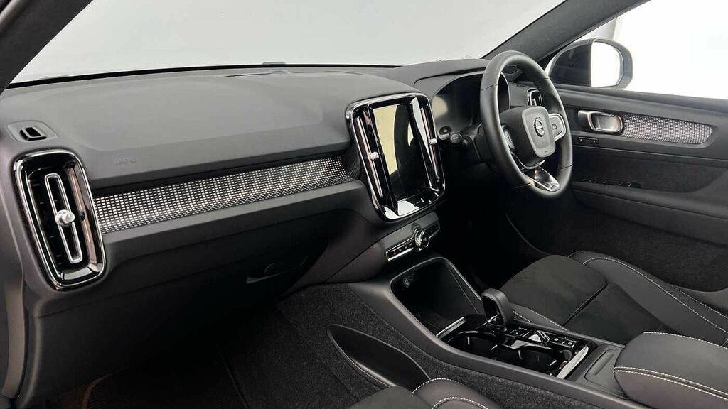 Volvo XC40 Plus, B3 Mild Hybrid, Dark BK72NFH Grey #6