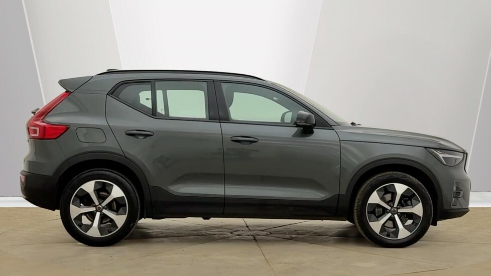 Volvo XC40 Plus, B4 Mild Hybrid, Dark RA25BDV #4