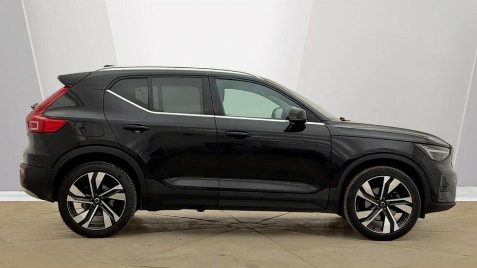 Volvo XC40 Ultra, B3 Mild Hybrid, Bright Black #4