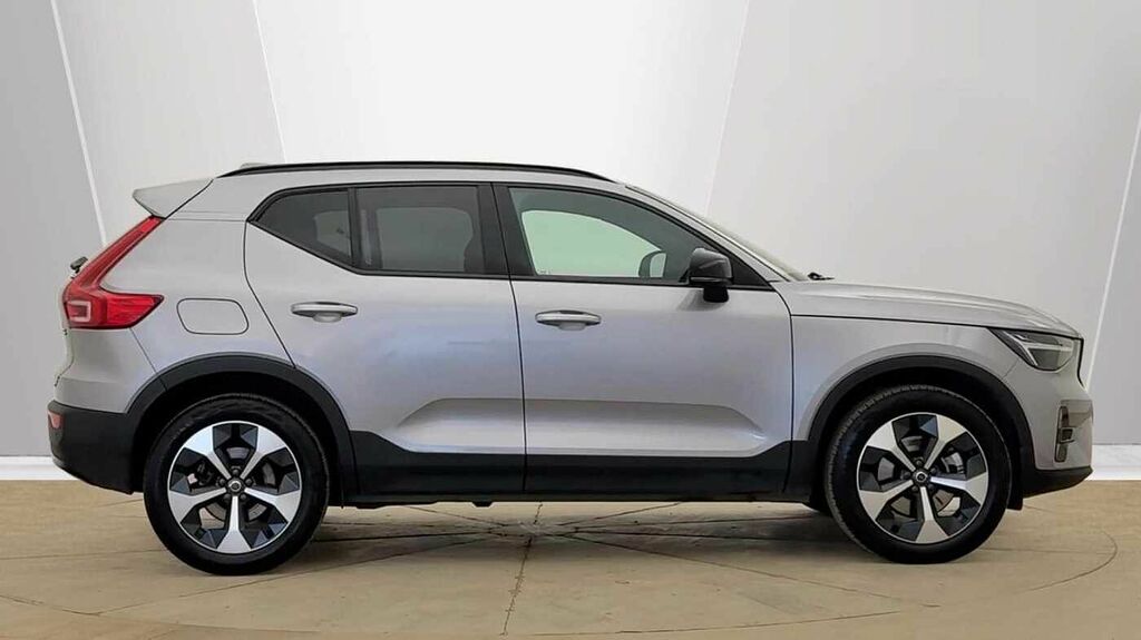 Volvo XC40 Plus, B3 Mild Hybrid, Spare Wheel-pilot As Silver #4