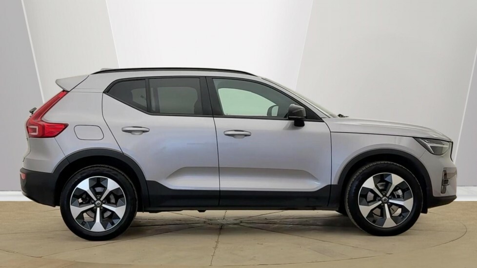 Volvo XC40 Plus, B3 Mild Hybrid, Spare Wheel-pilot As Silver #3