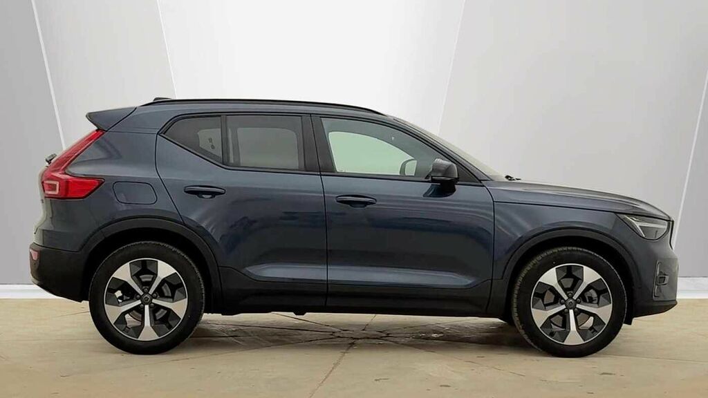 Volvo XC40 Plus, B4 Mild Hybrid Tinted Windows - Roof Rails Blue #3