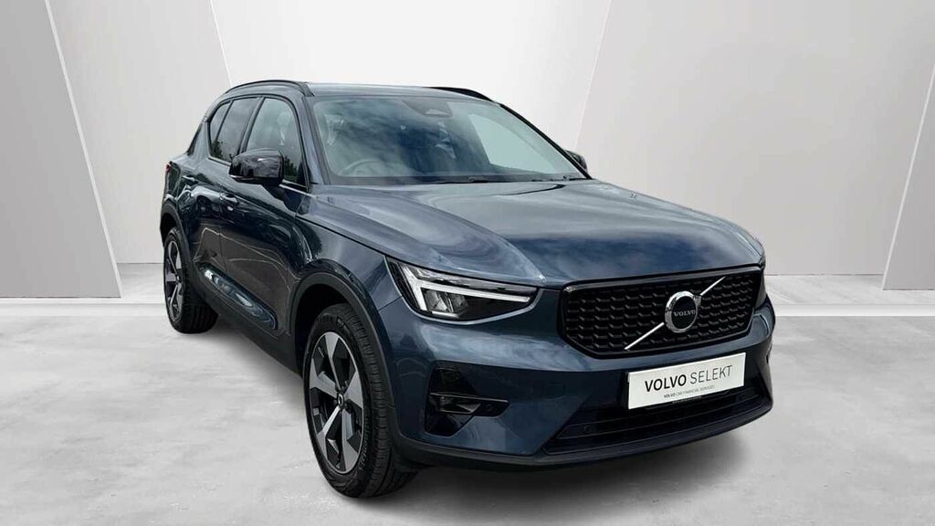 Volvo XC40 Plus, B4 Mild Hybrid Tinted Windows - Roof Rails Blue
