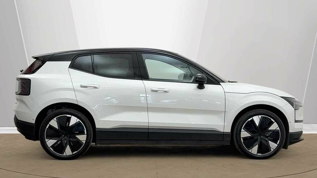 Volvo EX30 Ultra, Twin Motor Performance 360 Cam - Park Assi White #3