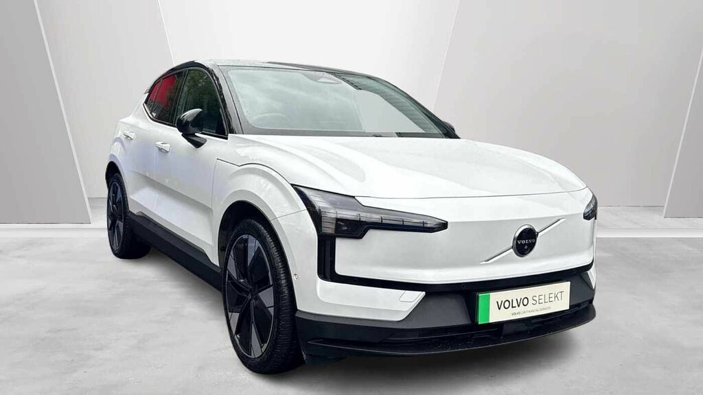 Volvo EX30 Ultra, Twin Motor Performance 360 Cam - Park Assi White