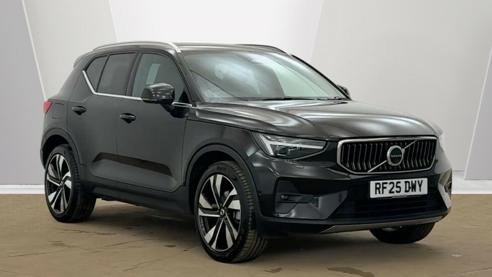 Volvo XC40 Ultra, B3 Mild Hybrid, Leather Seats-360 C Black