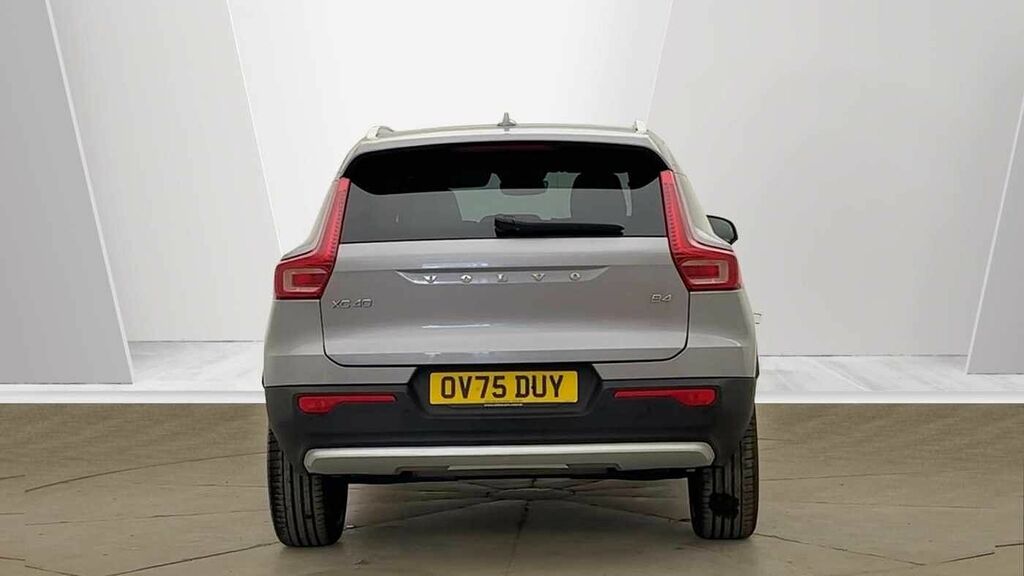 Volvo XC40 Ultra, B4 Mild Hybrid, Panoramic Roof - Sp Silver #4