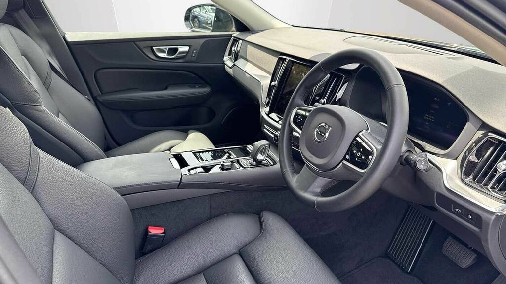 Volvo V60 Plus, T6 Awd Plug-in Hybrid Heated Seats-park Ass GJ26ENW  #4