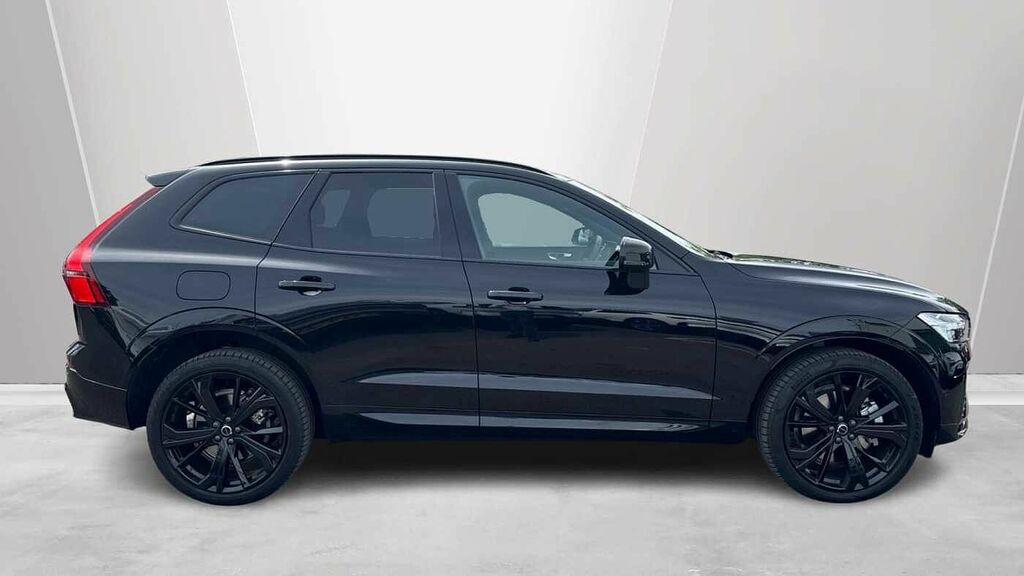 Volvo XC60 Black Edition Plus, T6 Awd Plug-in Hybridpilotass GL26OTX Black #3