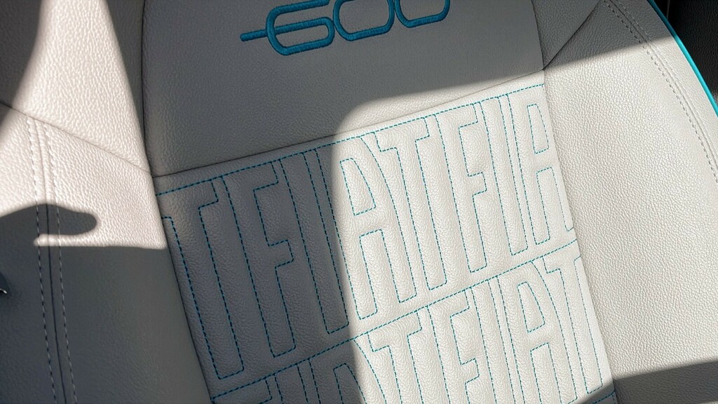 Fiat 600 Hatchback Blue #14