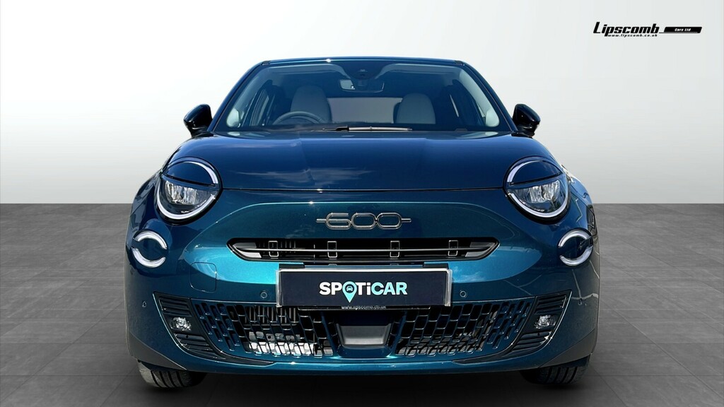 Fiat 600 Hatchback Blue #39