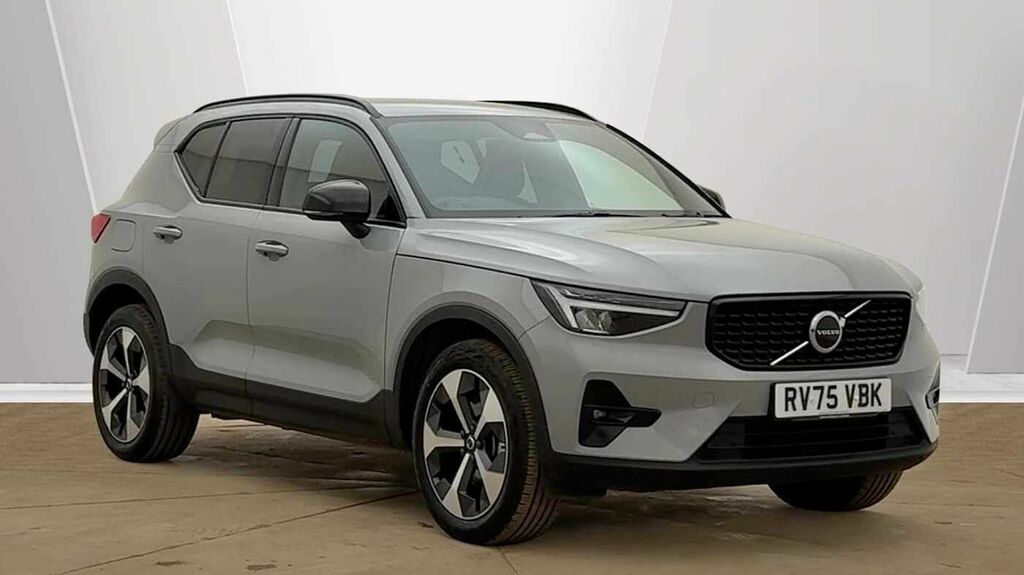Volvo XC40 Plus, B3 Mild Hybrid, Dark RV75VBK Grey #2