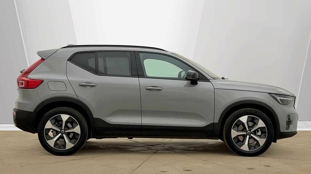 Volvo XC40 Plus, B3 Mild Hybrid, Dark RV75VBK Grey #4