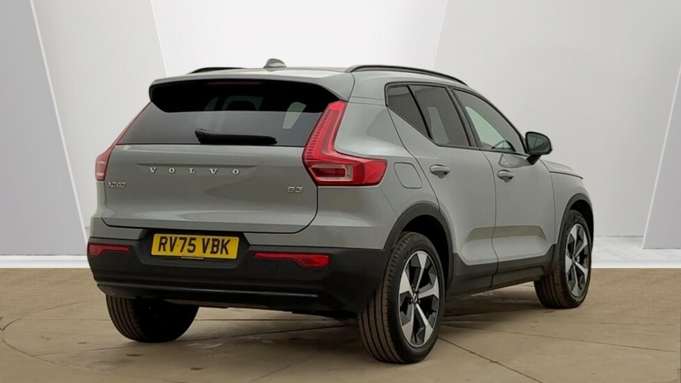 Volvo XC40 Plus, B3 Mild Hybrid, Dark RV75VBK Grey #6