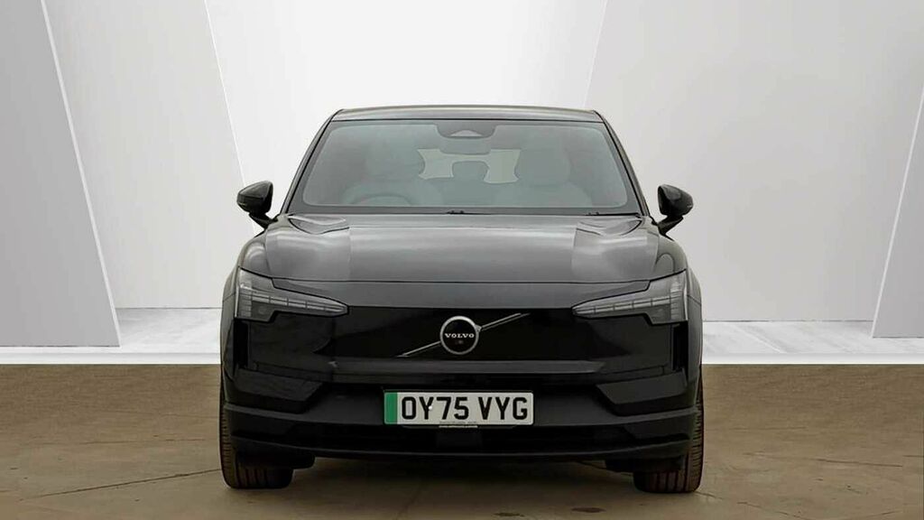 Volvo EX30 Plus White #8
