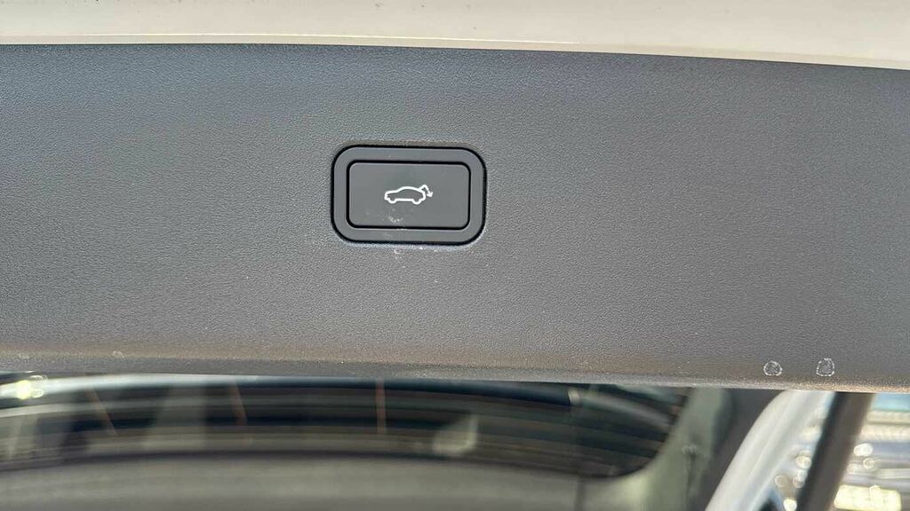 Volvo EX30 Single Motor Extended Range Ultra Sunroof, Harman Blue #34