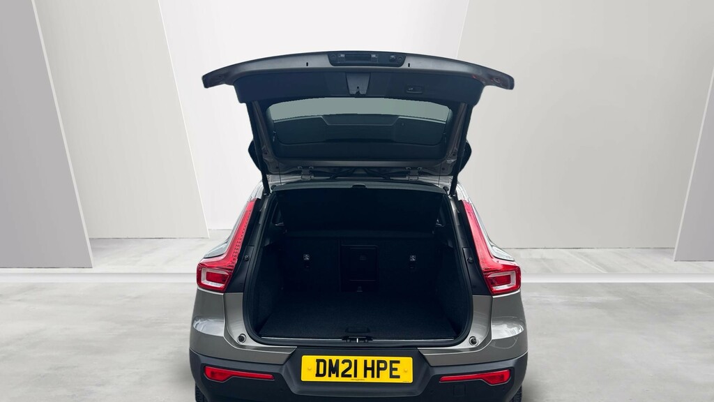 Volvo XC40 2021 21 B4 Black #13