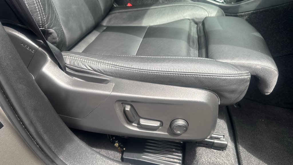 Volvo XC40 2021 21 B4 Black #30