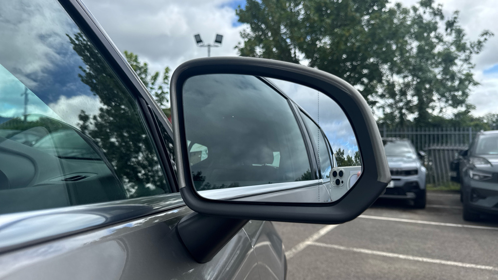 Volvo XC40 2021 21 B4 Black #32