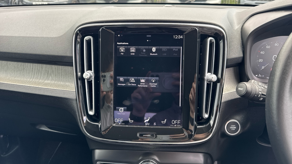 Volvo XC40 2021 21 B4 Black #12