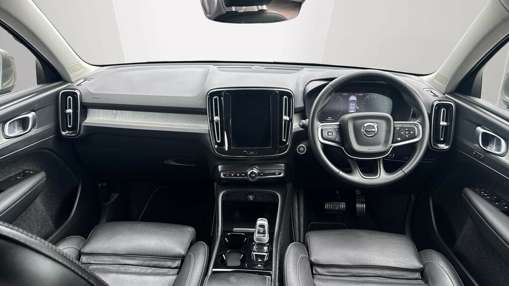 Volvo XC40 1.5 T3 163 Inscription Pro Geartronic Grey #5