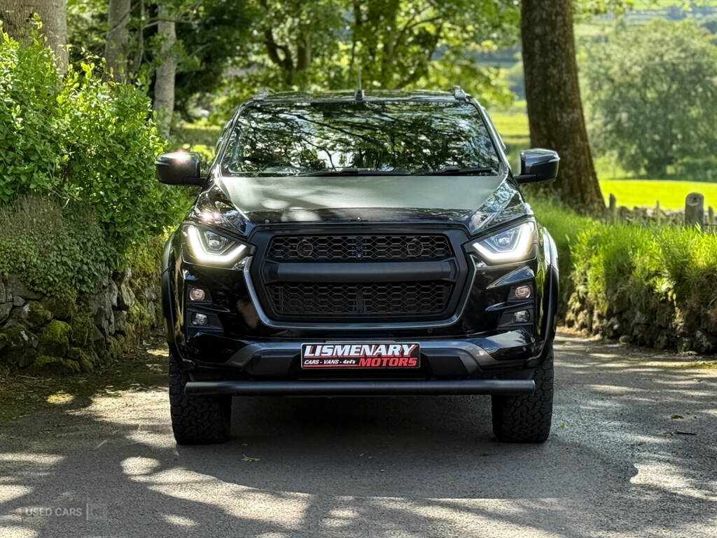 Isuzu D-Max 1.9 V-cross Double Cab 4X4 SB64TAG Black #3