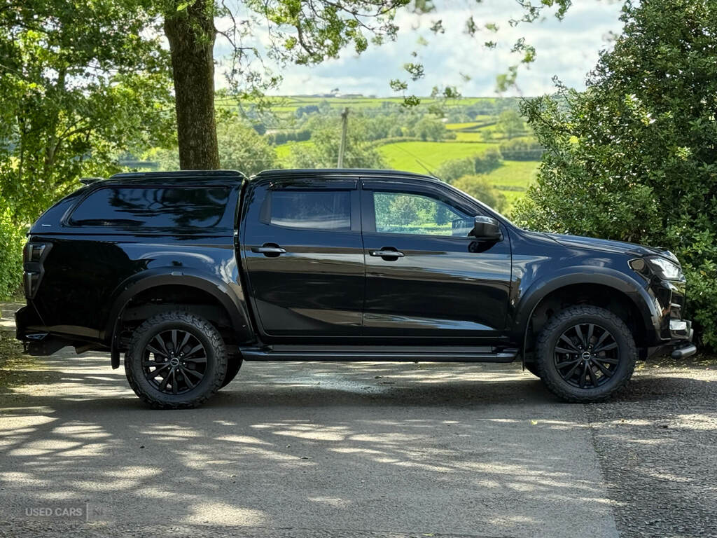Isuzu D-Max 1.9 V-cross Double Cab 4X4 SB64TAG Black #5