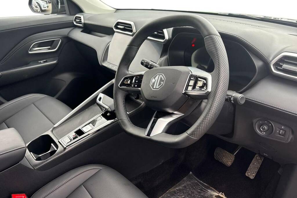MG ZS 1.5 Hybrid Trophy KV26ZGY Black #4