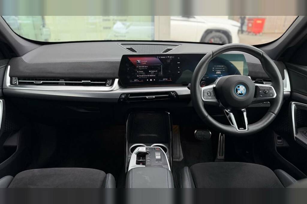 BMW X1 Xdrive 30E M Sport Step AP75GJU White #5