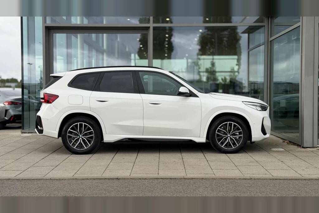BMW X1 Xdrive 30E M Sport Step AP75GJU White #3