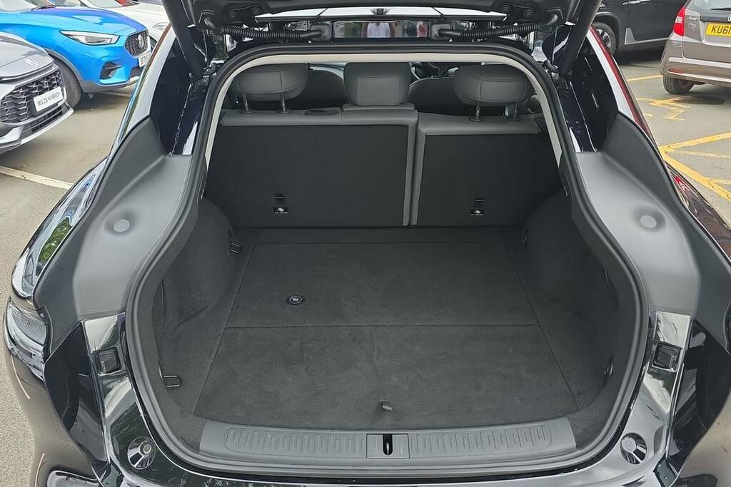 MG IM6 553Kw Performance 100Kwh Awd BT26HHN Black #2