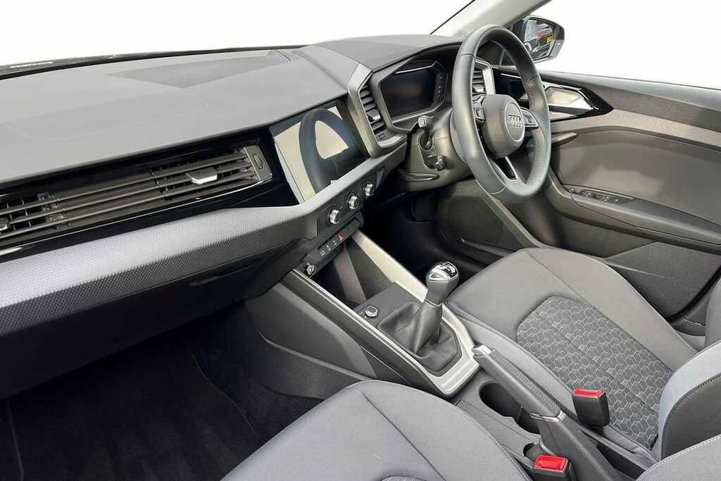 Audi A1 30 Tfsi 110 Sport Black #2