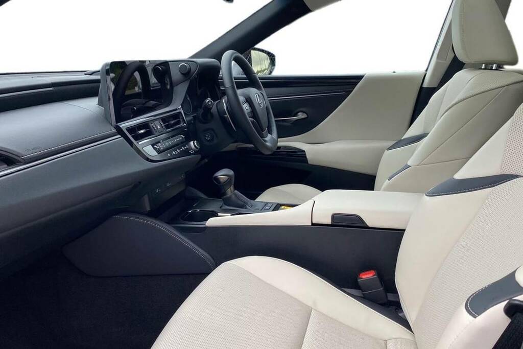 Lexus ES 300H 2.5 Premium Cvt Red #3