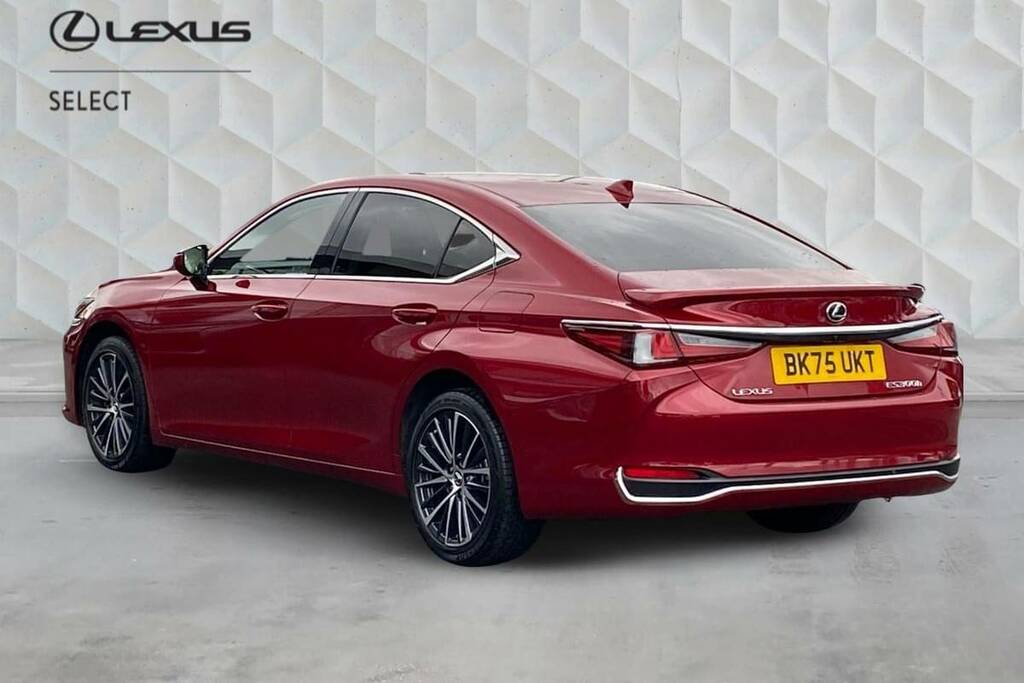 Lexus ES 300H 2.5 Premium Cvt Red #2
