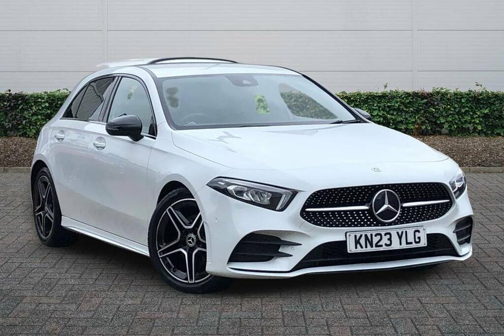 Mercedes-Benz A Class A180d 2.0 Amg Line Executive White