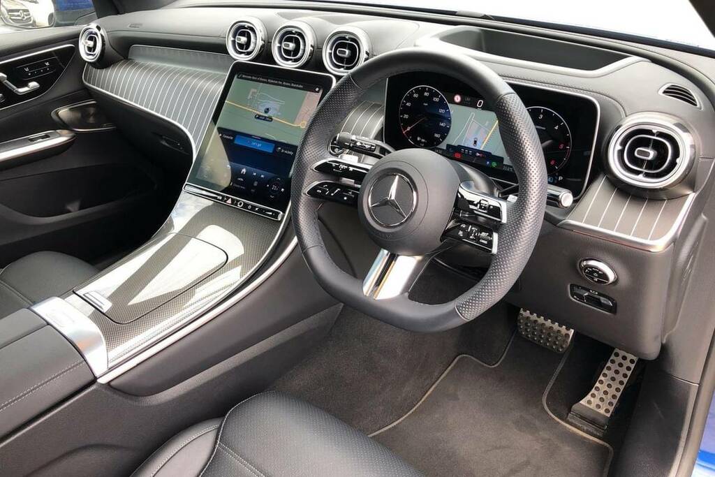 Mercedes-Benz GLC Class 300D 4Matic Amg Line Premium 9G-tronic KX25UPF Blue #4