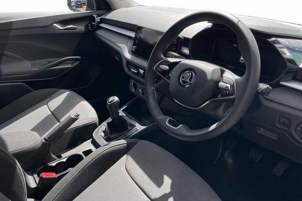 Skoda Fabia 1.0 Mpi 80 Colour Edition YJ24NBW Black #6