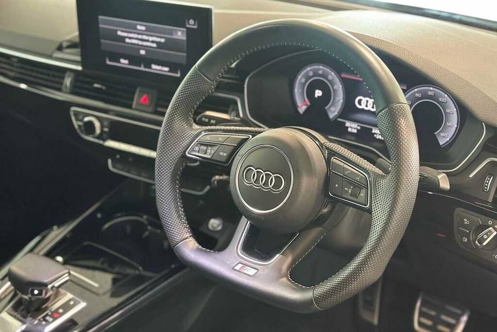 Audi A4 35 Tfsi Black Edition S Tronic YG20NDE White #6