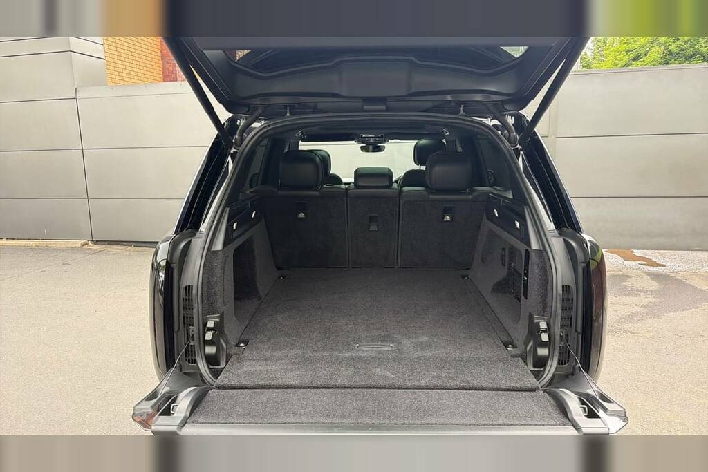 Land Rover Range Rover 3.0 D350 Se BC22HUH Black #2