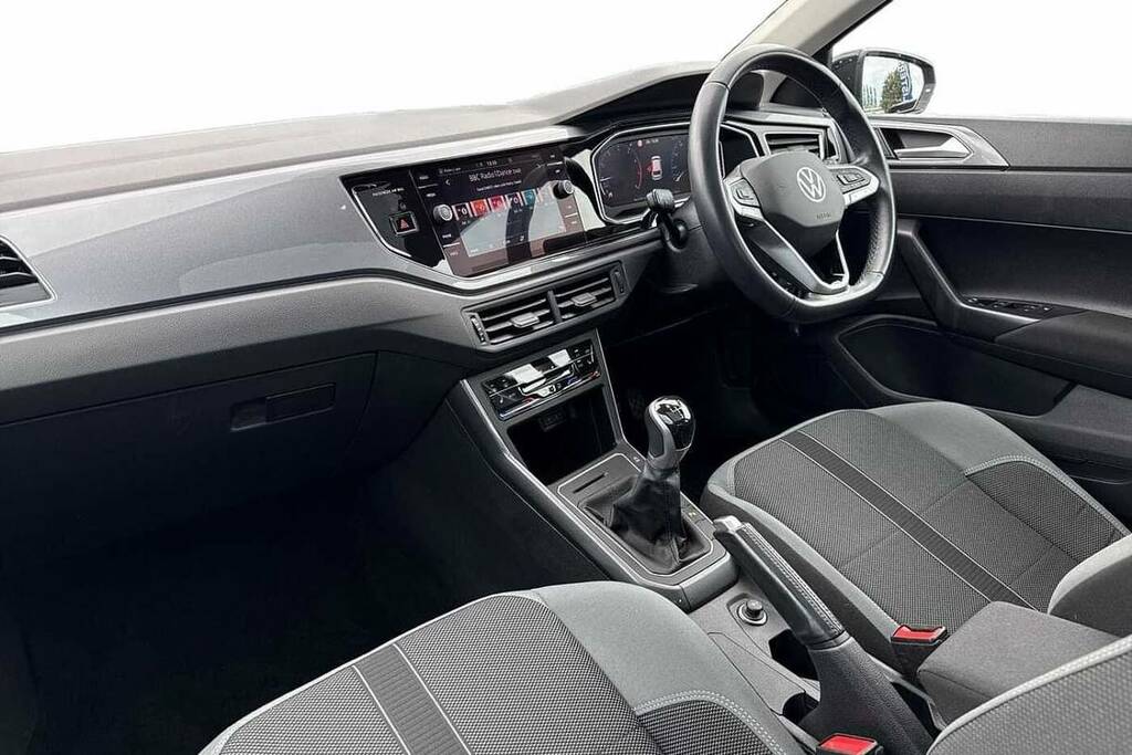 Volkswagen Polo 1.0 Tsi Style VK72YAE Black #2