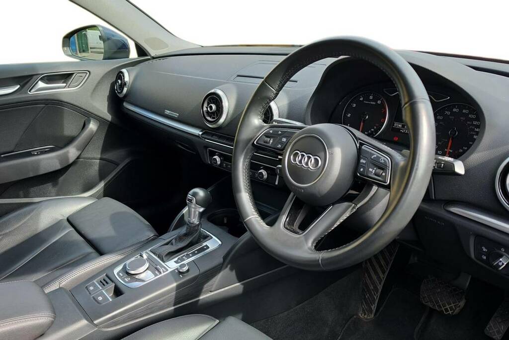 Audi A3 35 Tfsi Sport S Tronic VN69WRT Blue #4