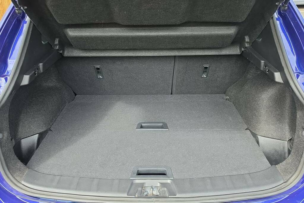 Nissan Qashqai 1.3 Dig-t Tekna Blue #2