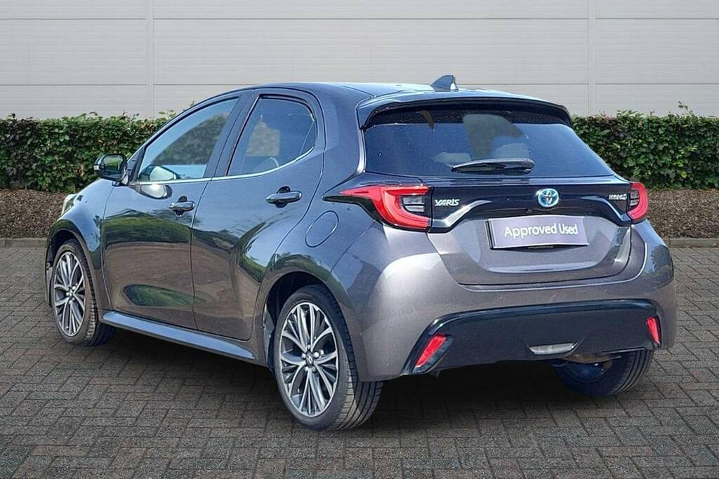 Toyota Yaris 1.5 Hybrid Excel Cvt GY23CKO Grey #2
