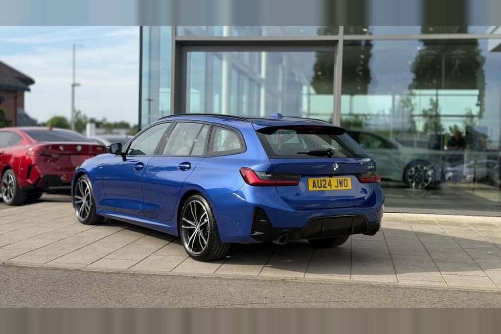 BMW 3 Series 320I M Sport Step AU24JWO Blue #2