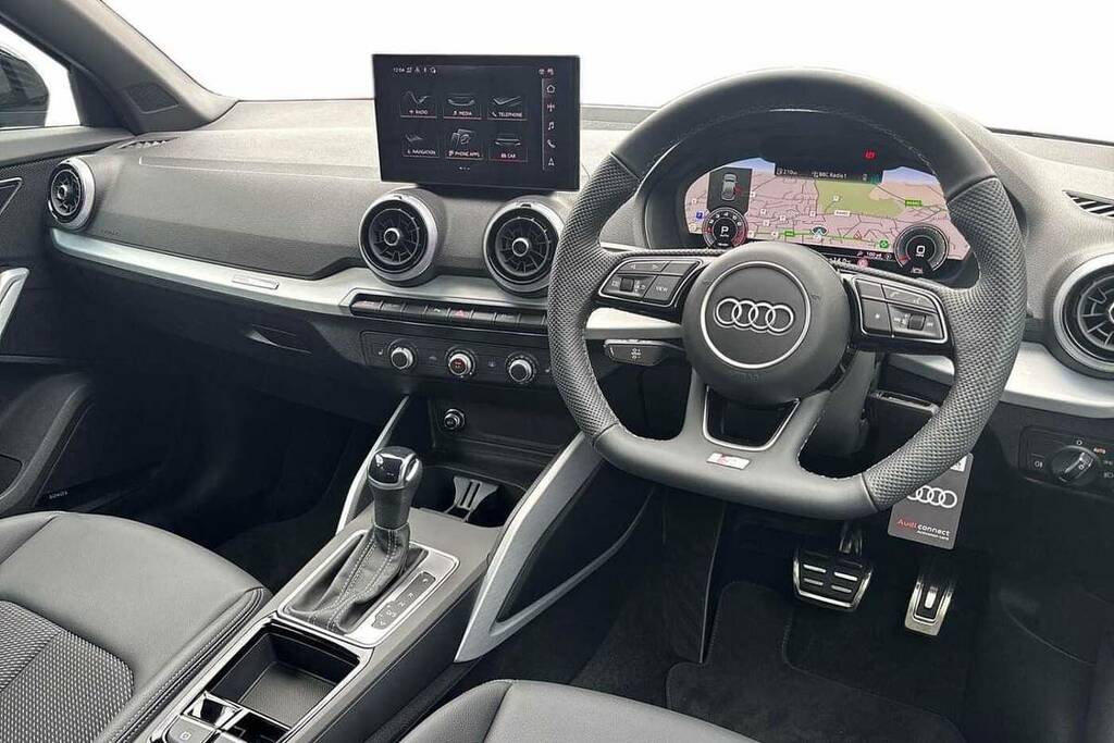Audi Q2 35 Tfsi Black Edition S Tronic VX26WZV Blue #6