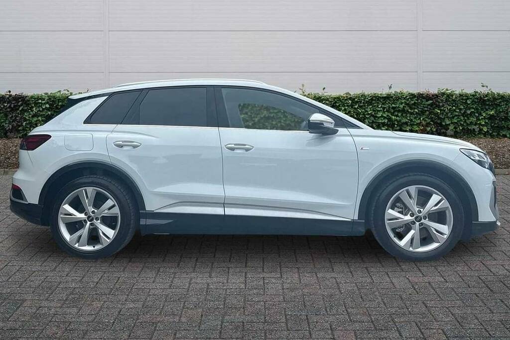 Audi Q4 E Tron 210Kw 45 82Kwh S Line Leather White #4