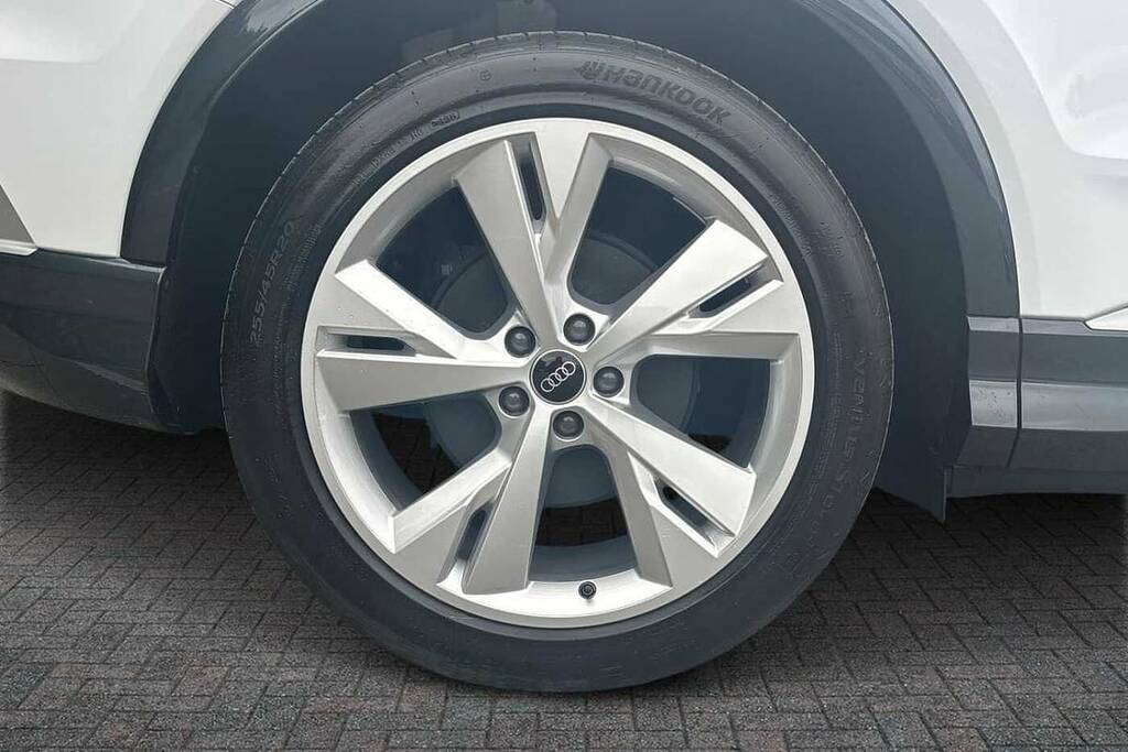 Audi Q4 E Tron 210Kw 45 82Kwh S Line Leather White #5
